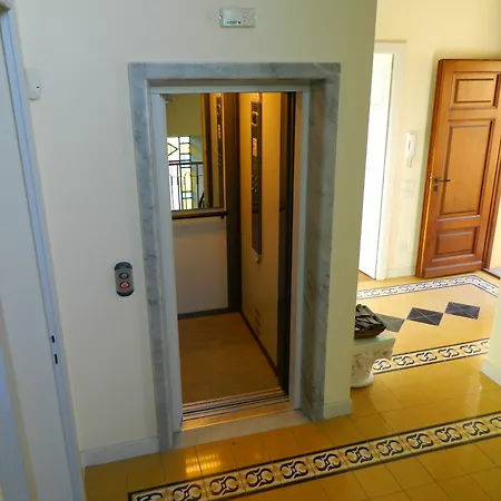 Carducci 24 Bed & Breakfast *